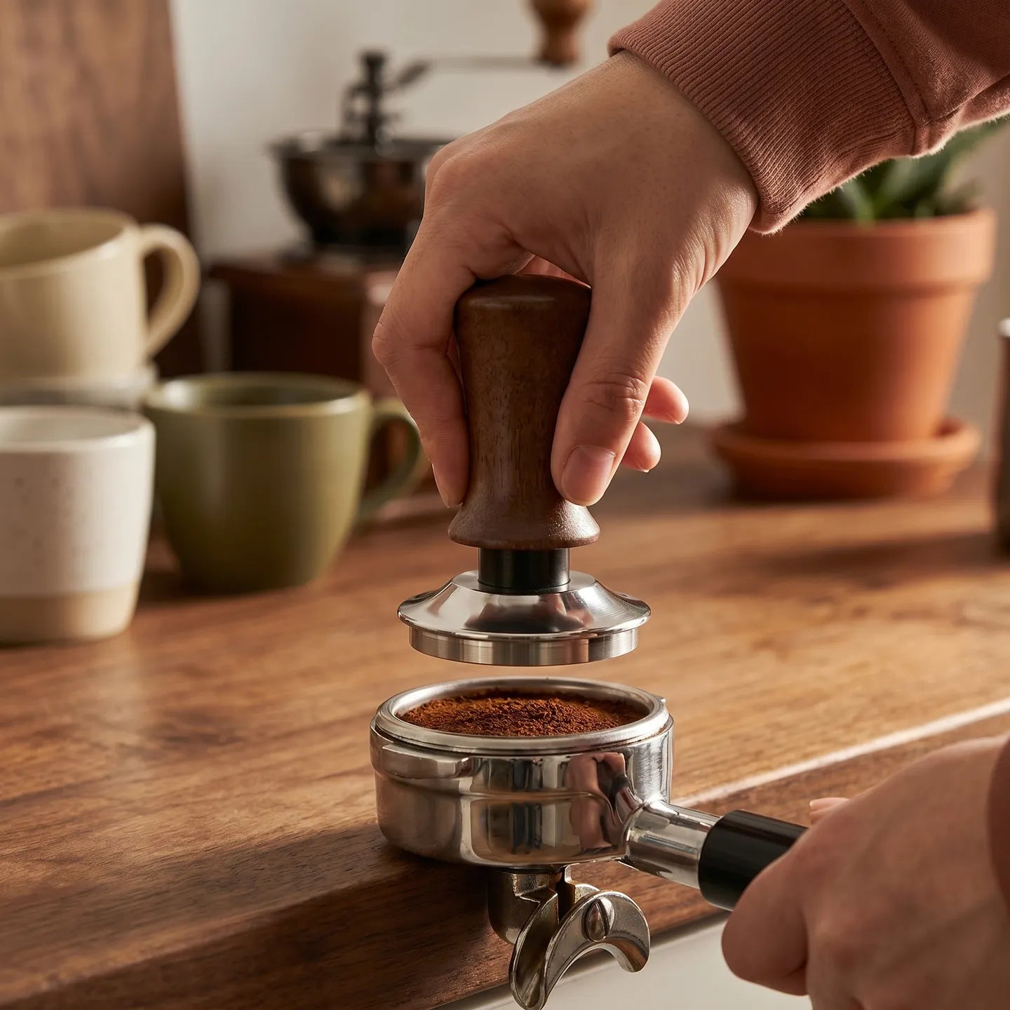 Walnut Calibrated 30lb Espresso Tamper — 30 pounds. Every single time.