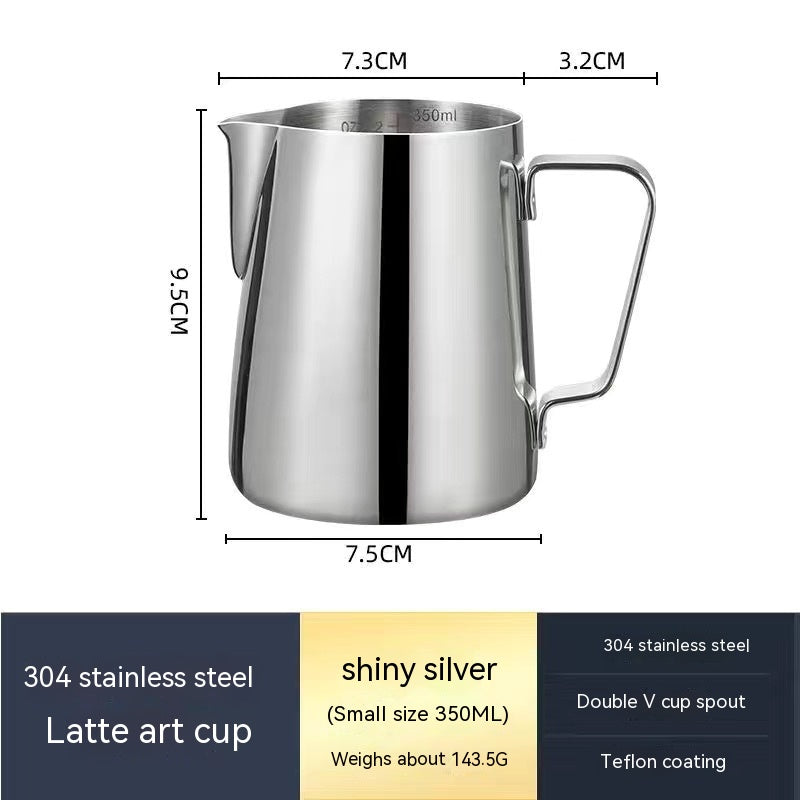 Close-up of the drawn pointed spout used for fine-line latte art