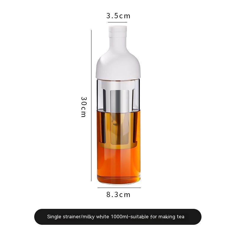 TrueShih Slow Steep Cold Brew Bottle — pouring cold brew straight from bottle